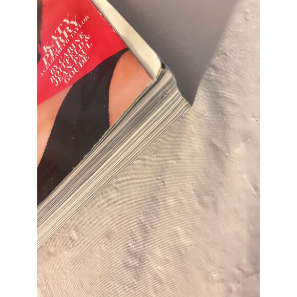 Harper's Bazaar Magazine Katy Perry cover - September 2015 - Picture 8 of 15